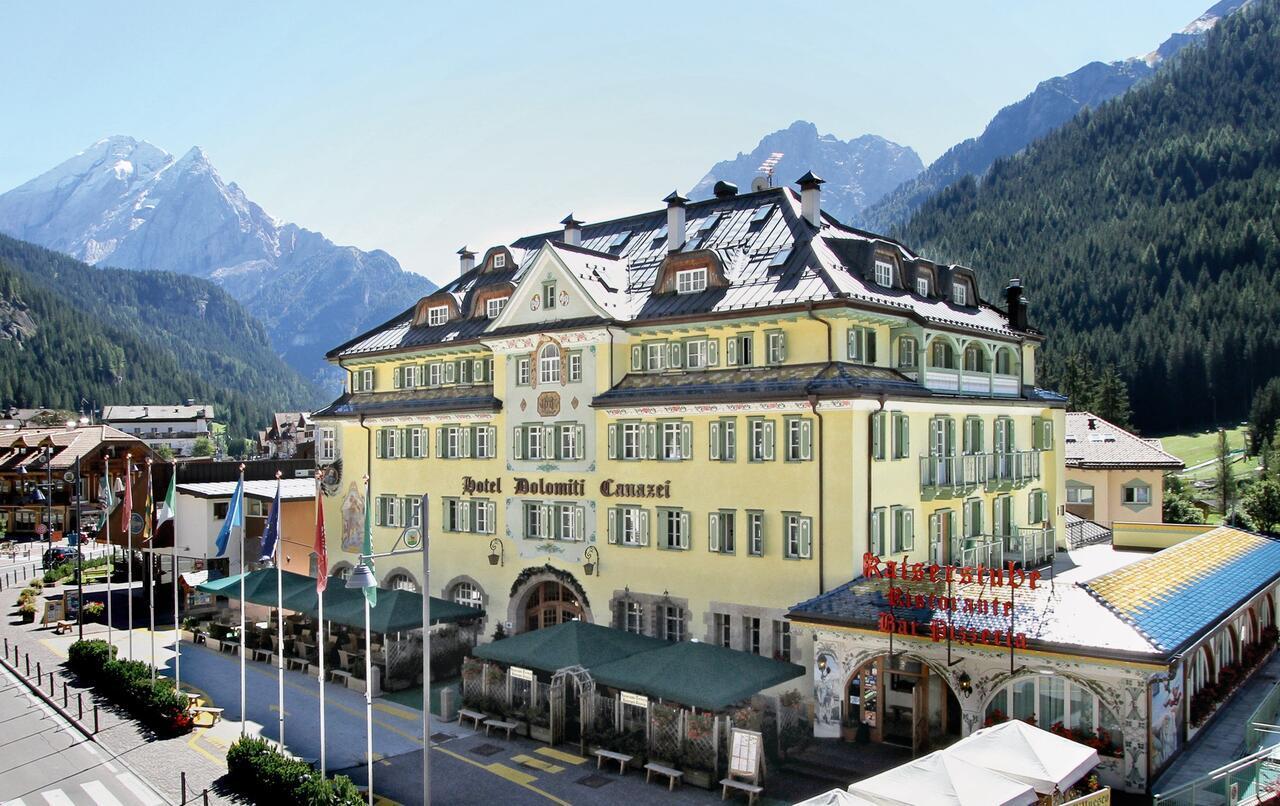 Hotel Dolomiti Schloss Canazei Exterior foto
